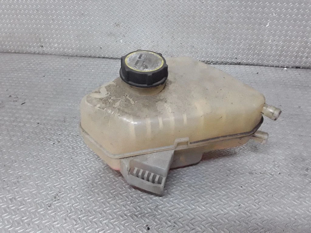 Coolant expansion tank/reservoir – Ford Fiesta (2009-2012)
