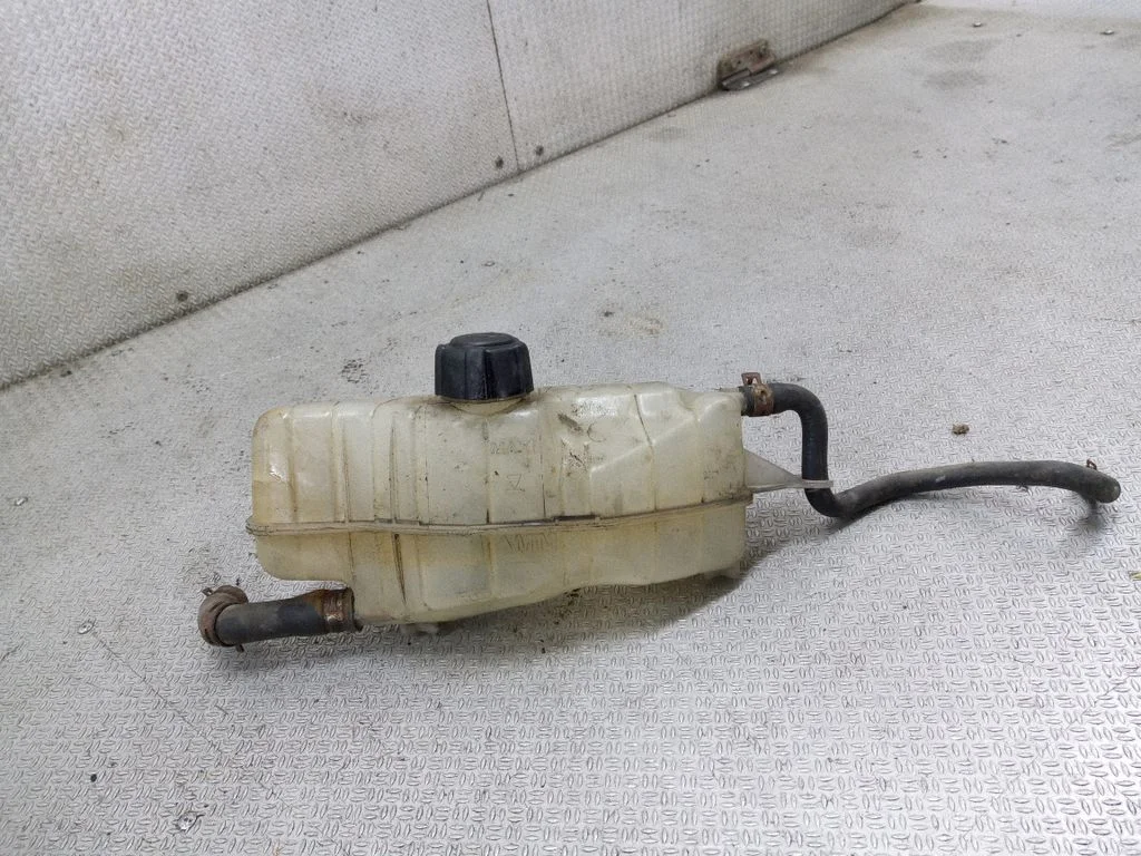 Dzesēšanas šķidruma izplešanās tvertne – Nissan Micra (2003-2007)