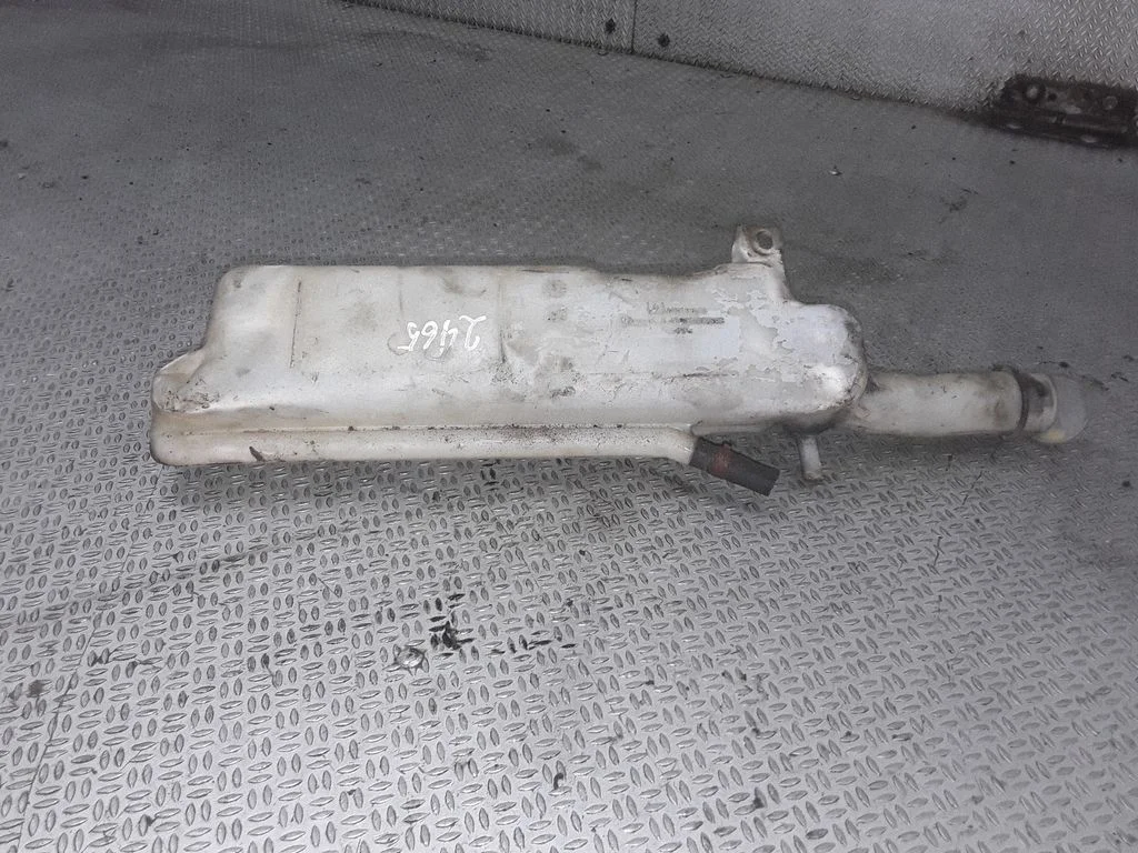 Coolant expansion tank/reservoir – Mitsubishi Colt (1996-2004)
