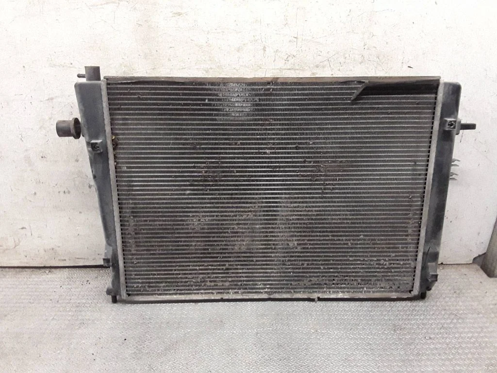 Coolant radiator – KIA Sportage (2005-2010)
