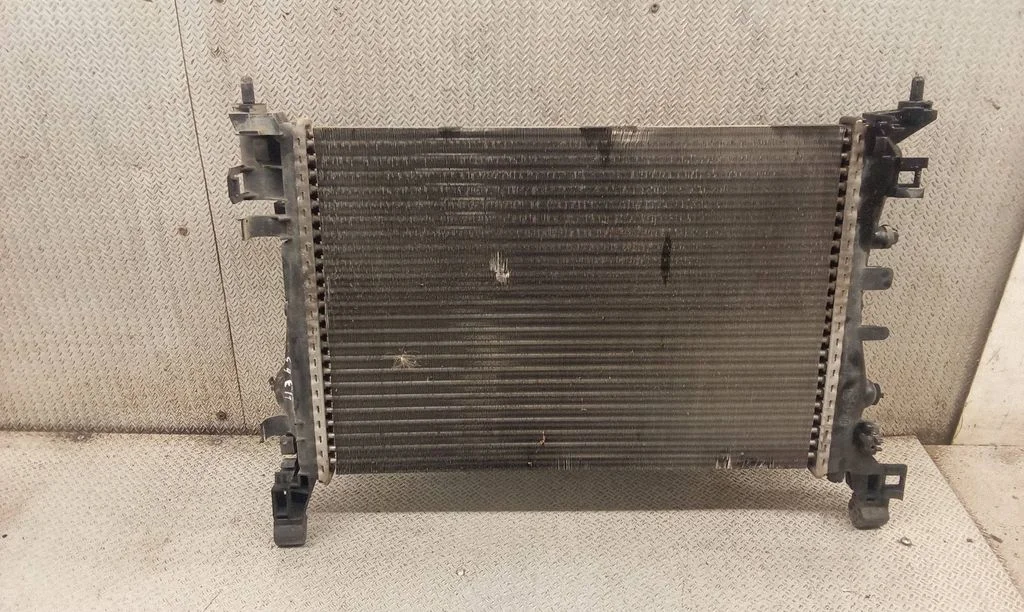 Dzesēšanas šķidruma radiators – Opel Corsa D (2006-2014)