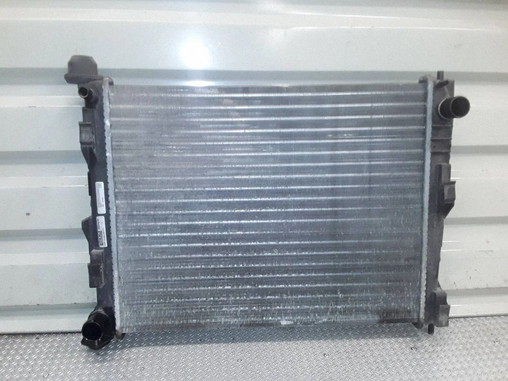 Coolant radiator – Renault Clio III (2005-2012)