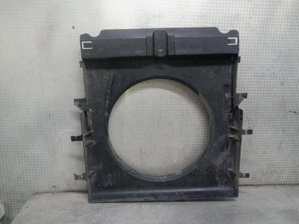 Radiaatori ventilaatori difuusor – Mercedes-Benz Sprinter W906 (2006-2018)