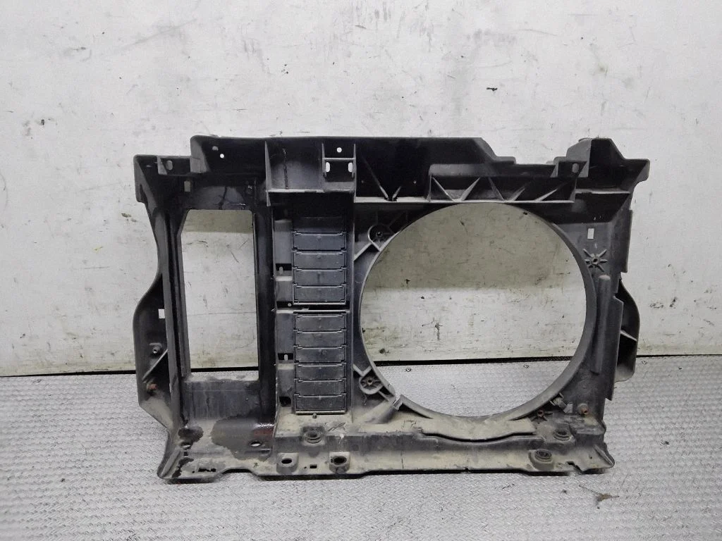 Radiaatori ventilaatori difuusor – Citroen C5 (2005-2008)