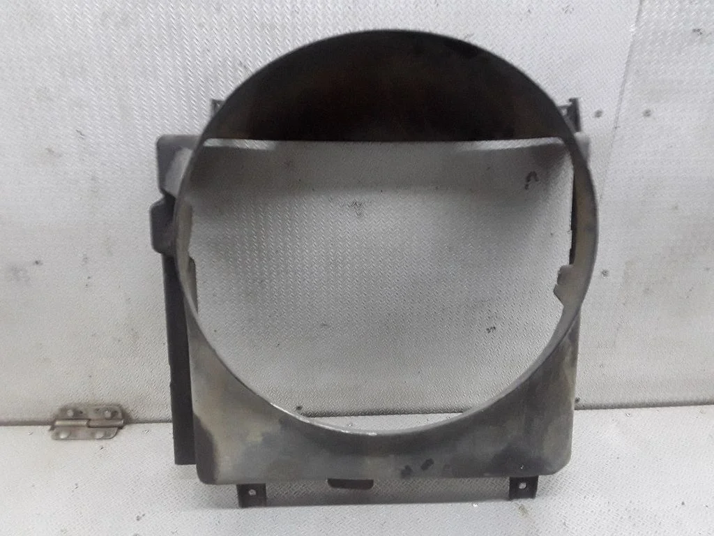 Radiaatori ventilaatori difuusor – Jeep Grand Cherokee (WJ) (1999-2004)