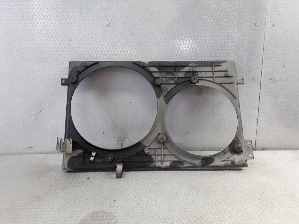 Radiator cooling fan shroud – Audi A3 S3 8L (1996-2003)