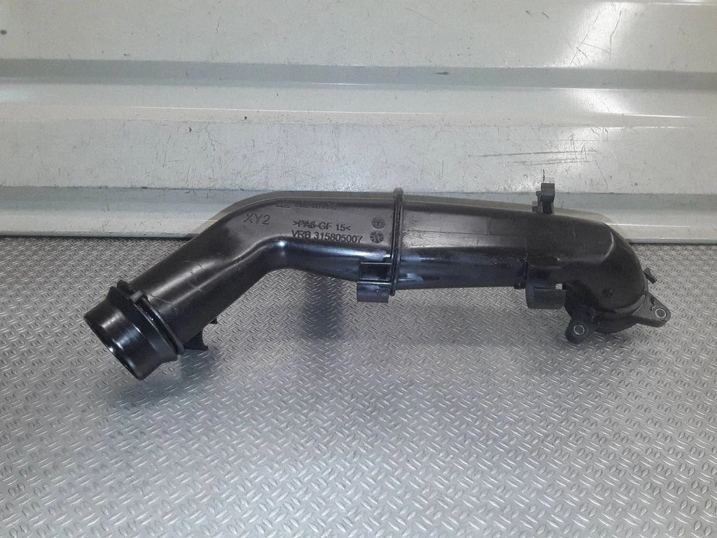 Intercooler hose/pipe – Opel Insignia A (2008-2017)