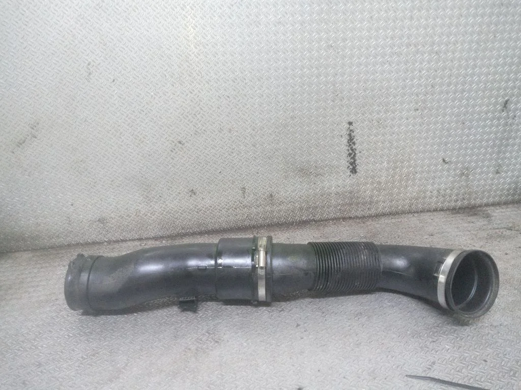 Wąż / rura intercoolera – Opel Astra H (2004-2012)