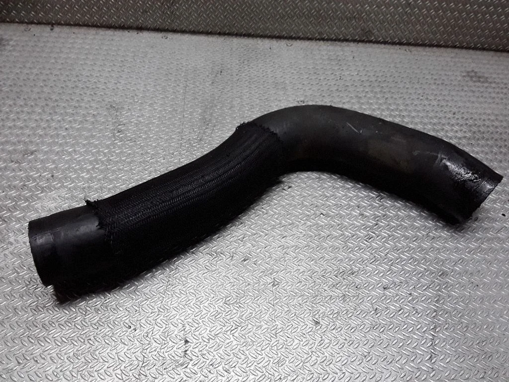 Vahejahuti voolik (-ud)/ toru (-d) – Mazda 5 (2005-2010)