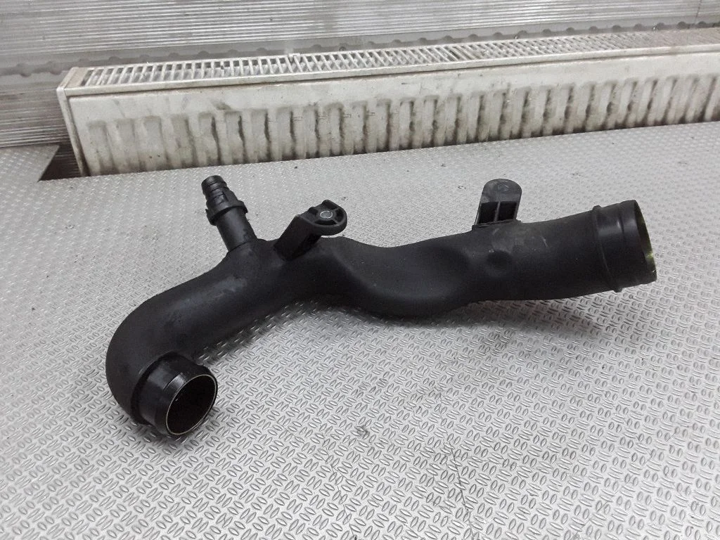 Intercooler hose/pipe – Seat Ibiza III (6L) (2002-2008)