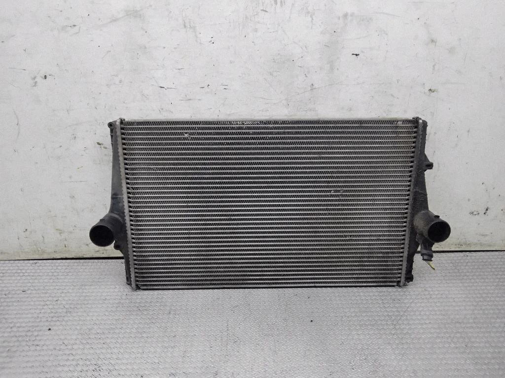 Starpdzesētāja (interkūlera) radiators – Volvo S80 (2004-2006)