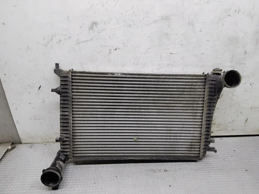 Intercooler radiator – Volkswagen Caddy (2004-2010)