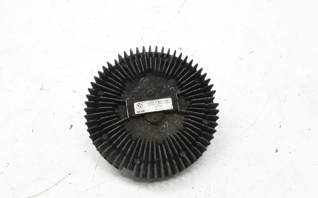 Viskosidur (ventilaatori sidur) – BMW 7-seeria E65 E66 (2001-2008)
