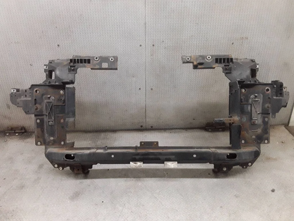 Radiator support slam panel – Nissan Murano Z50 (2002-2008)