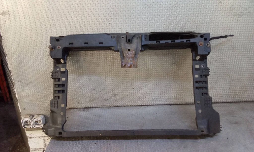 Radiator support slam panel – Volkswagen Jetta VI (2011-2018)