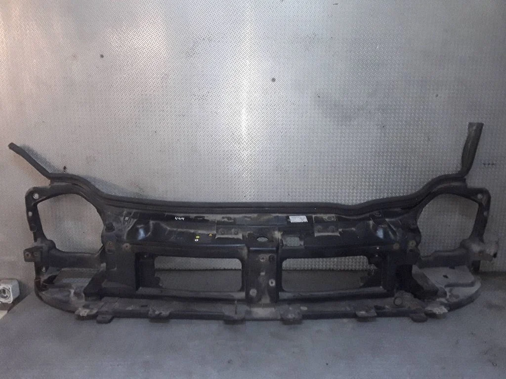 Radiaatori tugipaneel – Renault Trafic II (X83) (2001-2014)