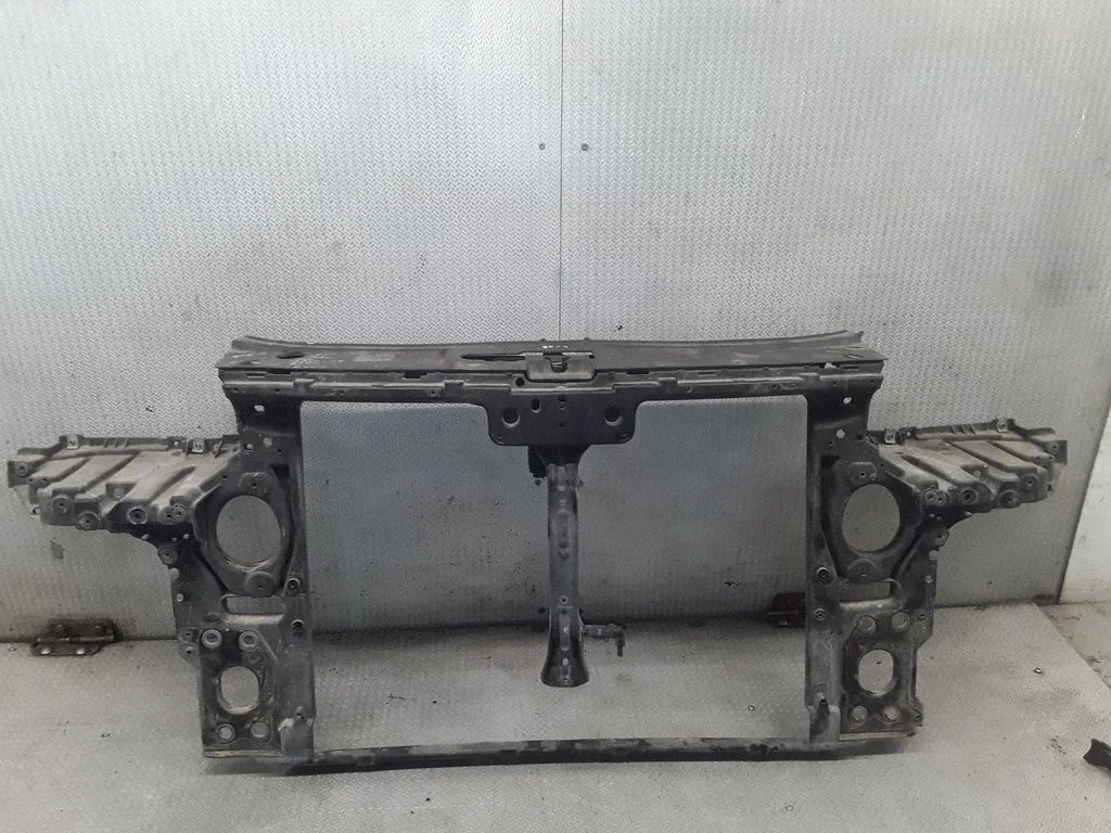 Radiator support slam panel – Porsche Cayenne (9PA) (2002-2010)