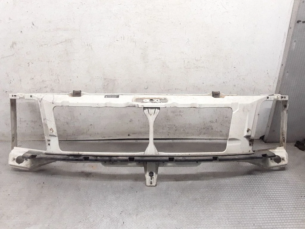 Radiator support slam panel – Volkswagen Jetta III (1992-1999)