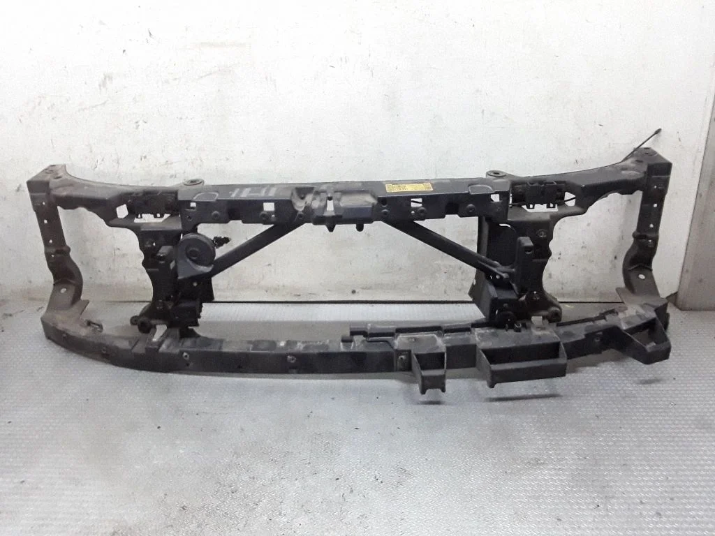 Pas przedni – Land Rover Range Rover Sport L320 (2005-2013)