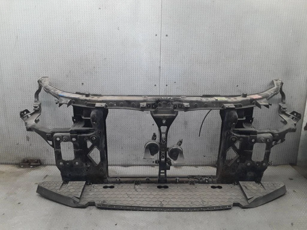 Radiator support slam panel – Hyundai i30 (2007-2012)
