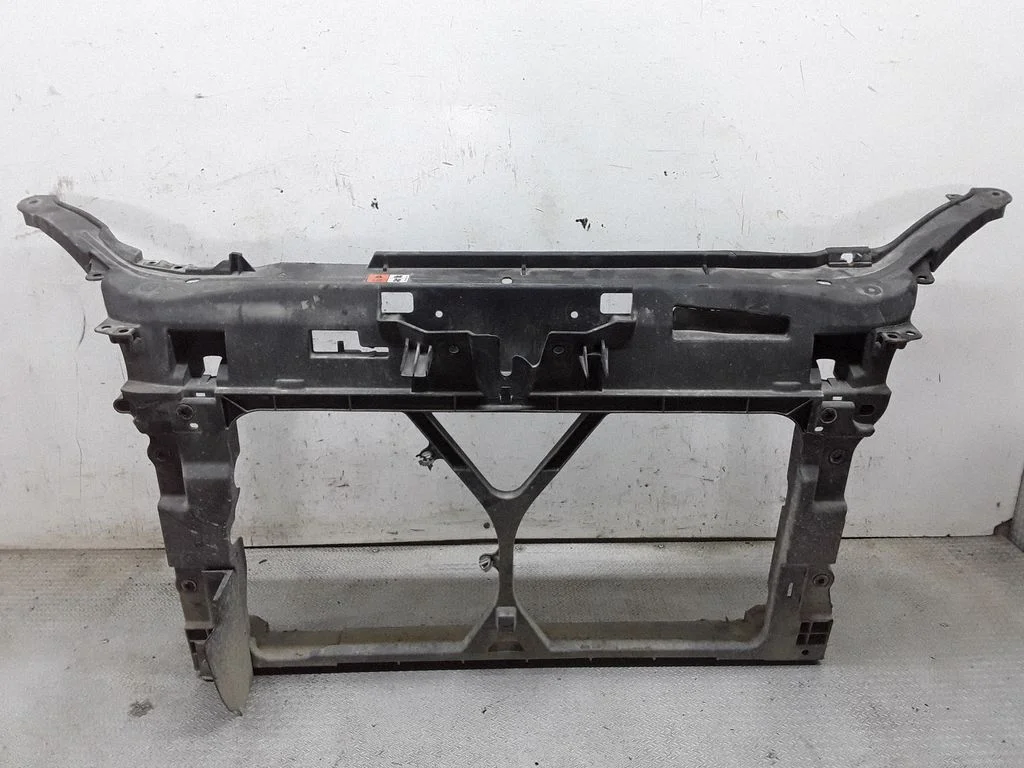 Radiatoru panelis – Mazda 5 (2005-2010)