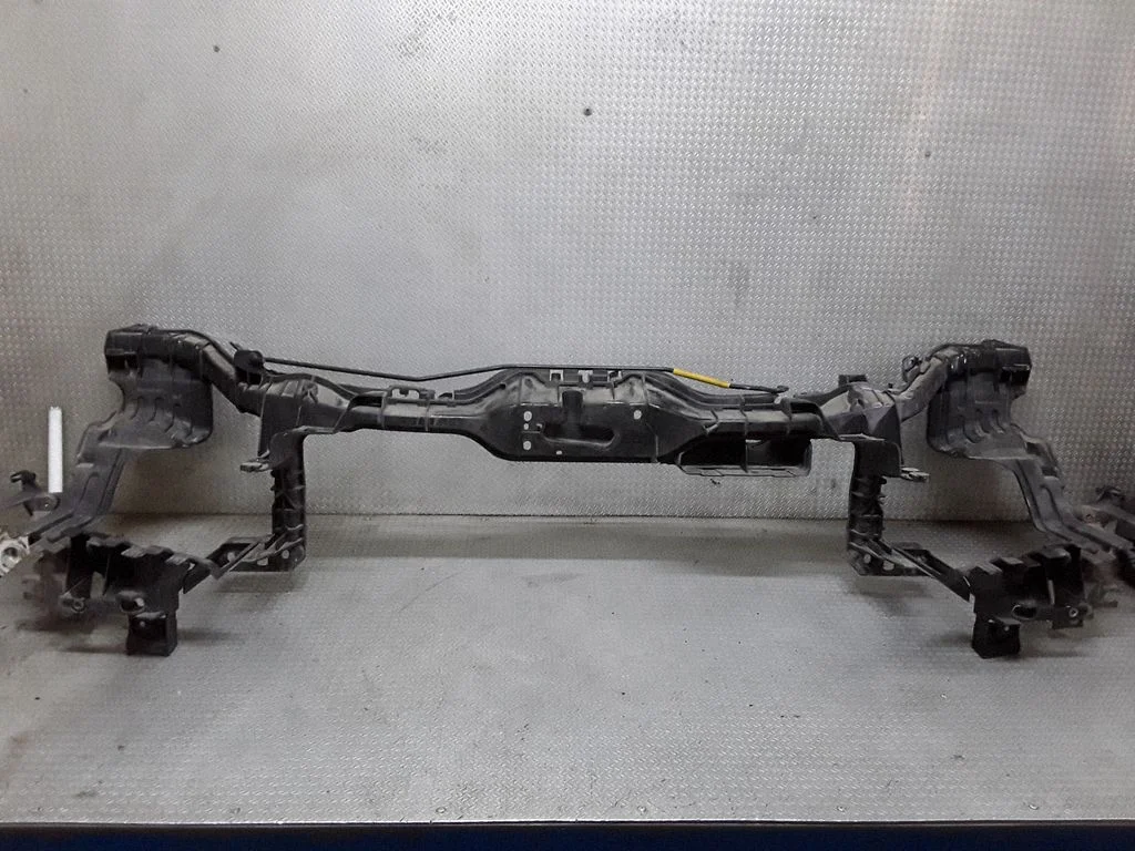 Radiatoru panelis – Mercedes-Benz A klase W169 (2004-2012)