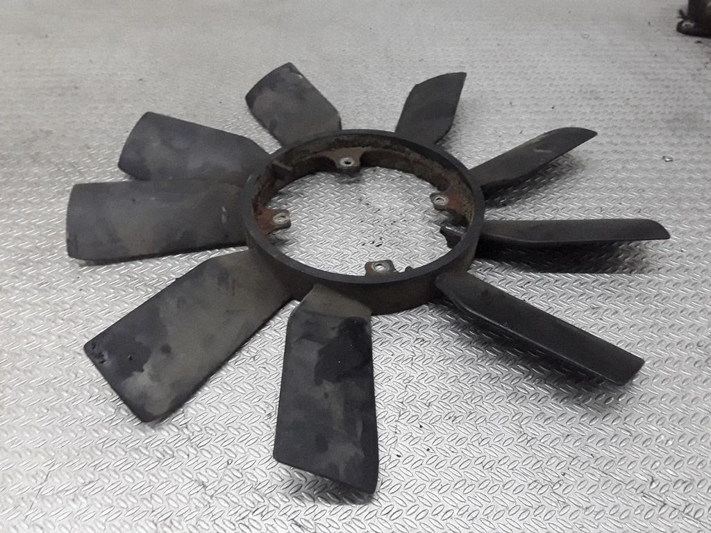 Ventilatora lāpstiņrats – Mercedes-Benz C klase AMG W202 (1993-2000)