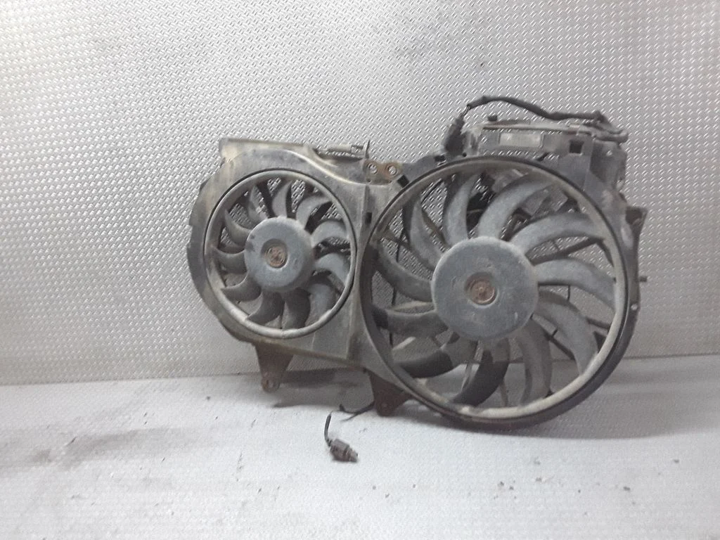 Ventilaatorite komplekt – Audi A4 S4 B7 8E 8H (2005-2008)