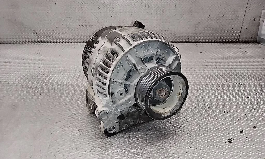 Generator/alternator – Volkswagen Jetta III (1992-1999)