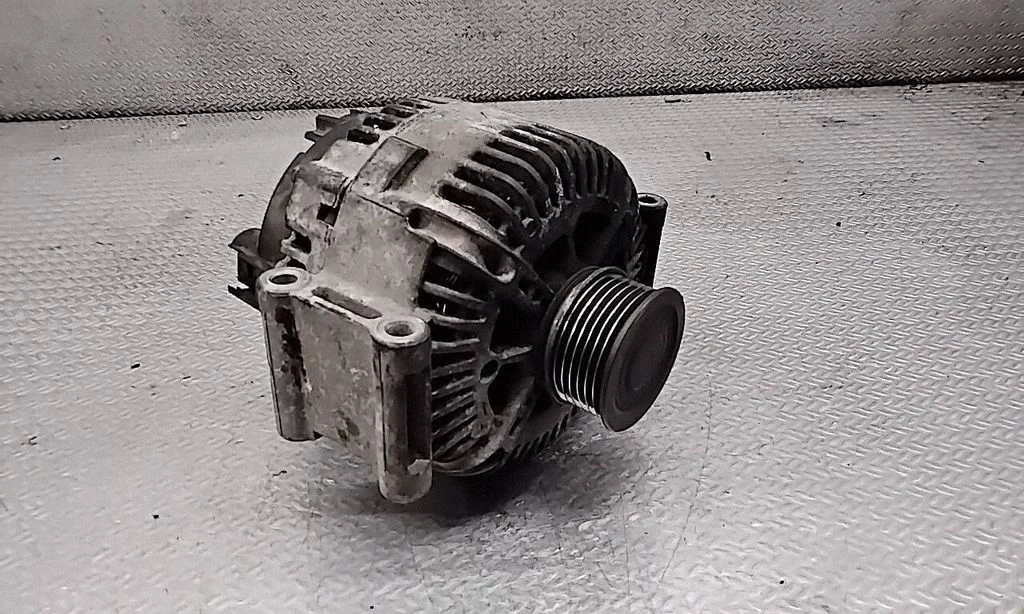 Ģenerators 06E903016D