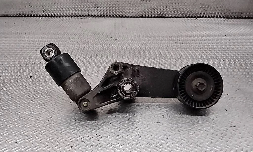 Generator/alternator belt tensioner – Toyota Celica T230 (1999-2006)