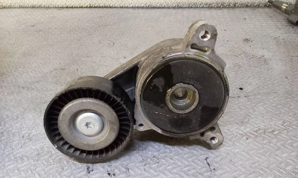 Napinacz paska – Mitsubishi Lancer Evolution X (2008-2014)