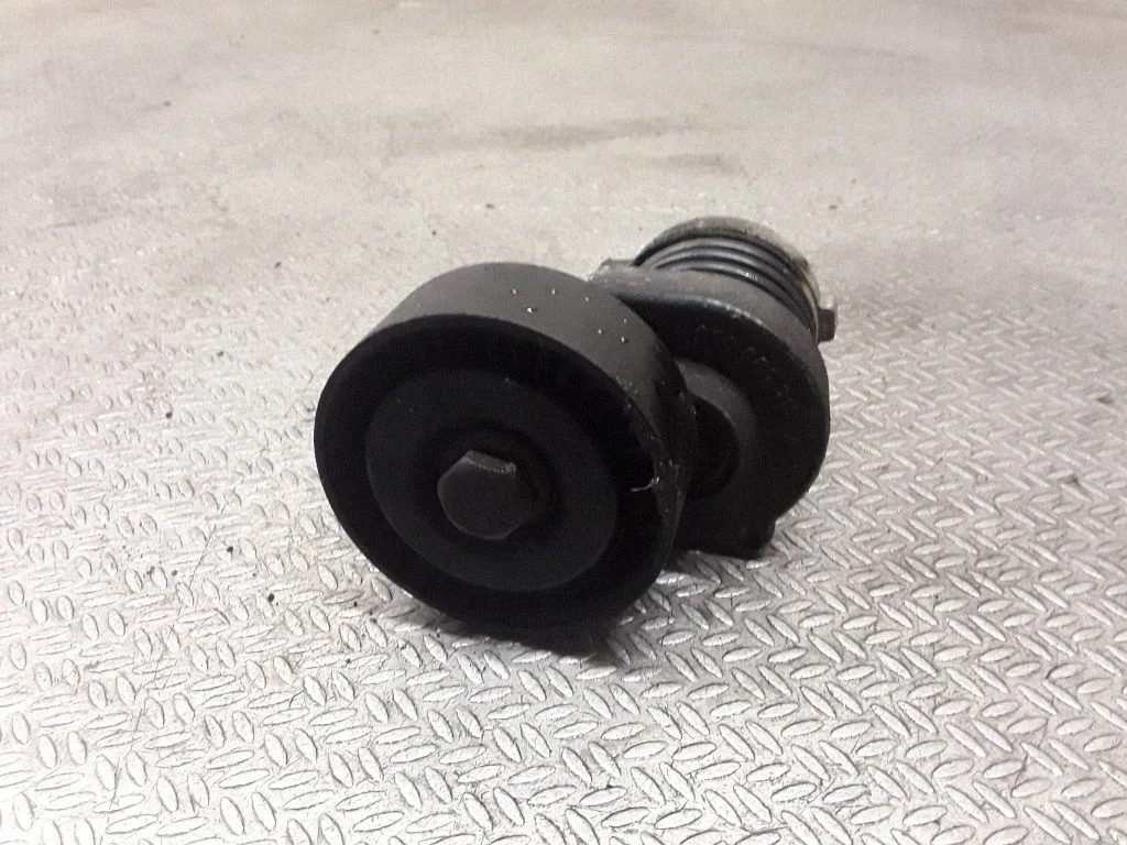 Generator/alternator belt tensioner – Skoda Roomster (5J) (2006-2015)