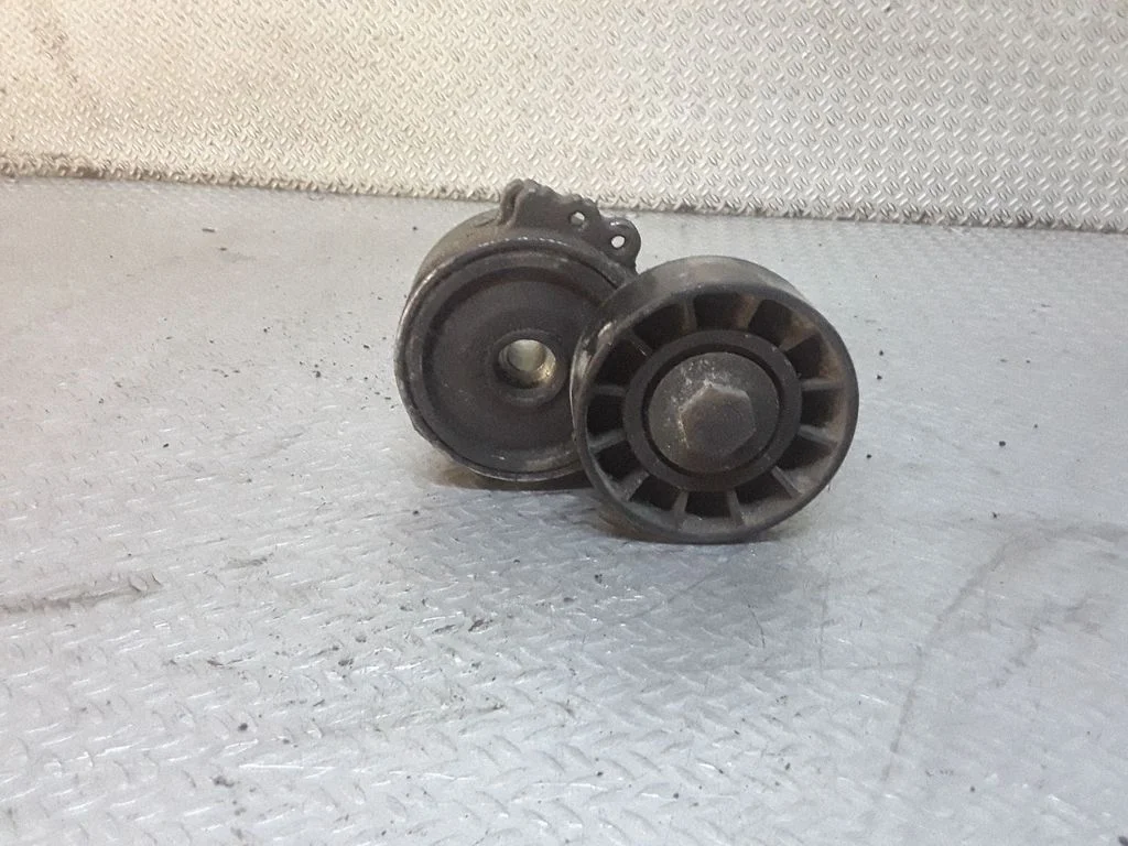 Generator/alternator belt tensioner – Ford S-MAX (2006-2015)