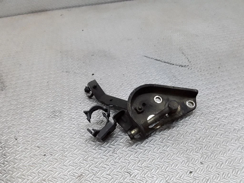 Napinacz paska – Nissan Primera (2002-2007)
