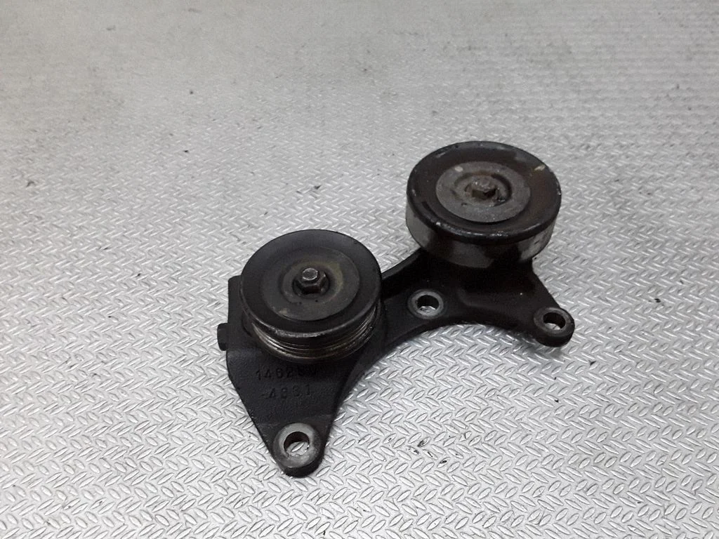Generator/alternator belt tensioner – Toyota Avensis Verso (2001-2009)
