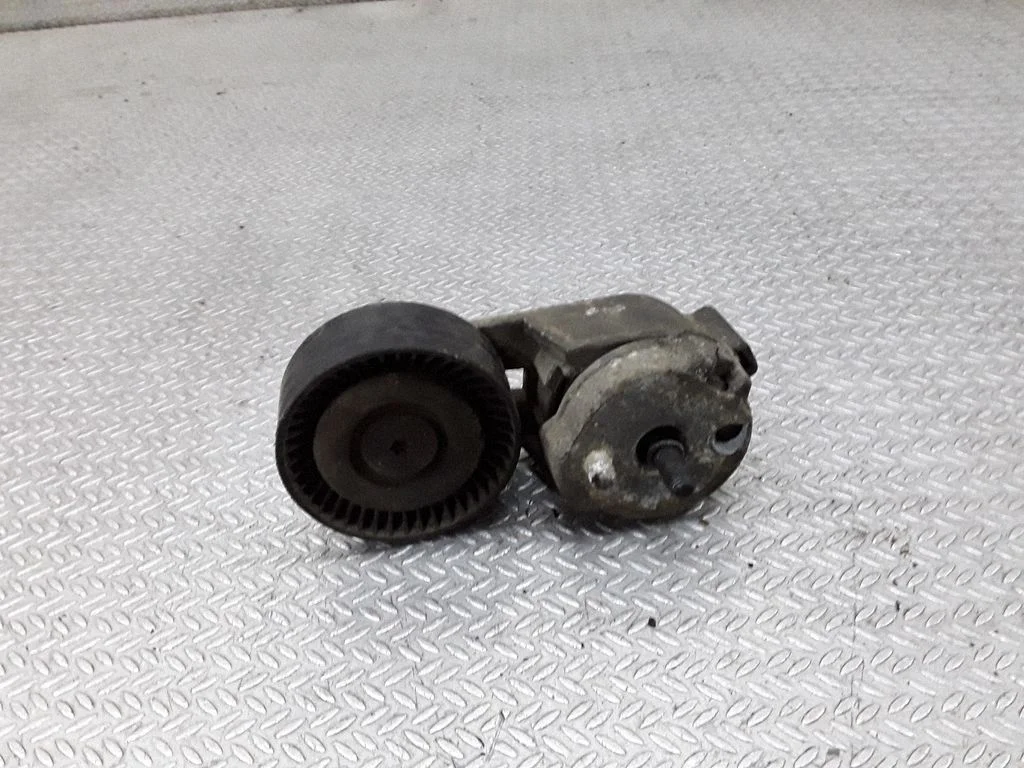 Generator/alternator belt tensioner – Jeep Grand Cherokee (WJ) (1999-2004)