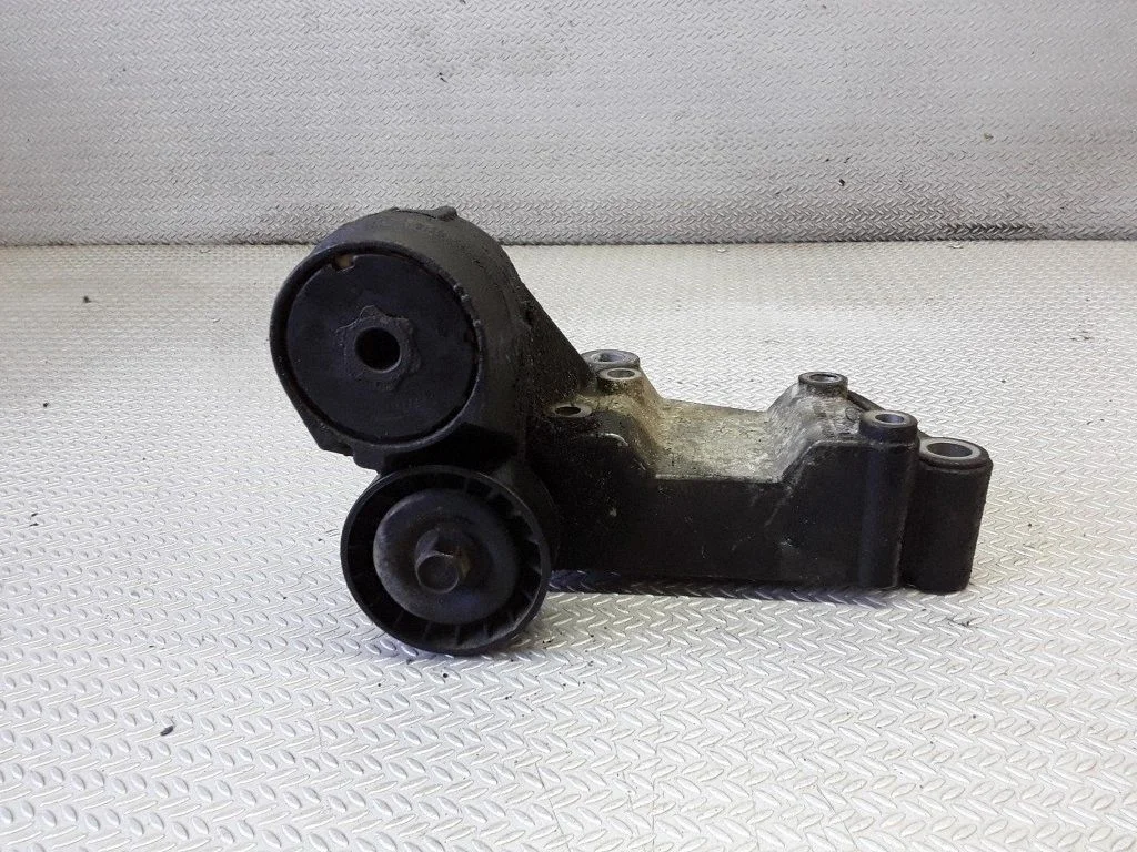 Generator/alternator belt tensioner – Ford Focus (1998-2004)