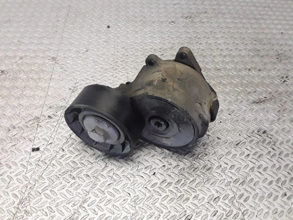 Generator/alternator belt tensioner – Opel Signum (2003-2008)