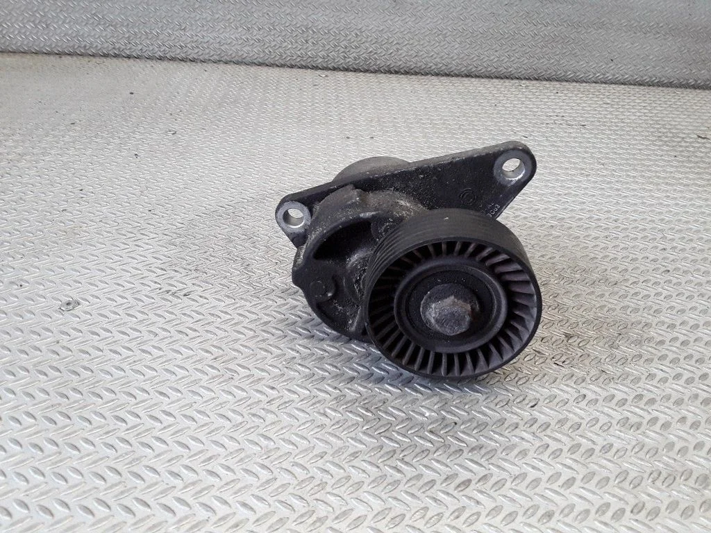 Generator/alternator belt tensioner – Volvo S80 (1999-2003)