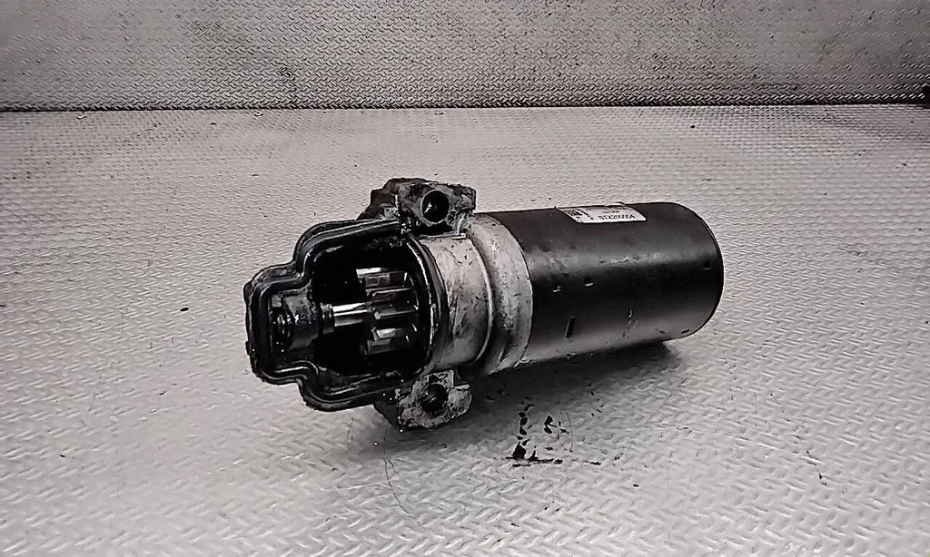 Starter motor STX200004