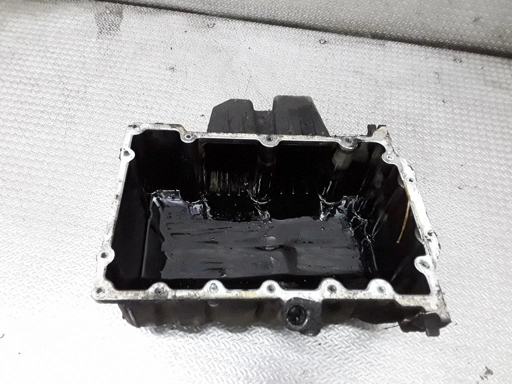Oil sump – Volkswagen Polo III 6N 6N2 6NF (1995-2001)