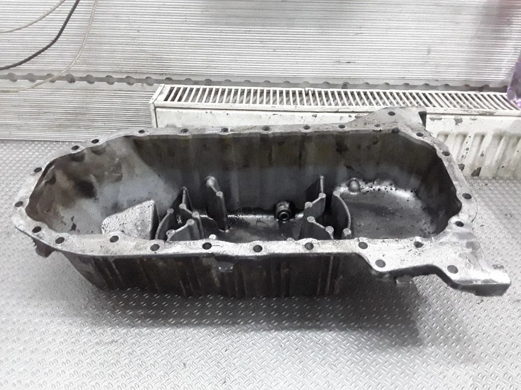 Oil sump – Volvo S80 (1999-2003)