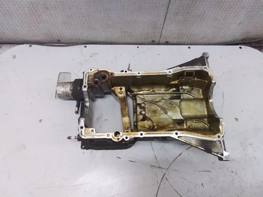 Oil sump – Nissan Maxima A34 (2003-2008)