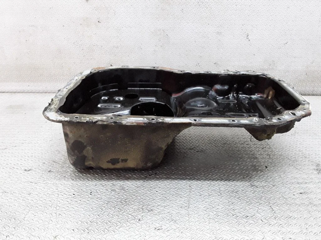 Oil sump – Dodge Stratus (2001-2006)