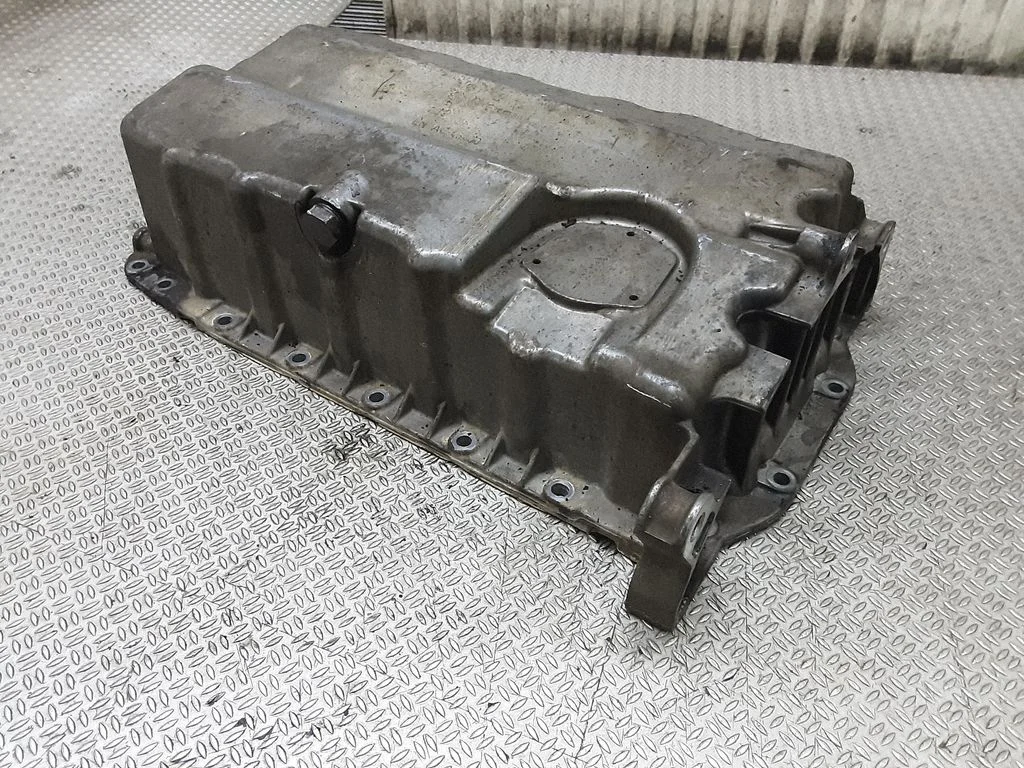 Oil sump – Volkswagen Touran I (2003-2010)
