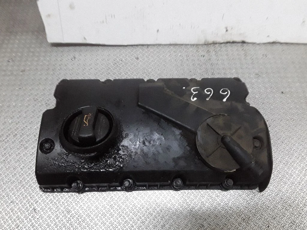 Rocker cam cover – Skoda Superb B5 (3U) (2001-2008)