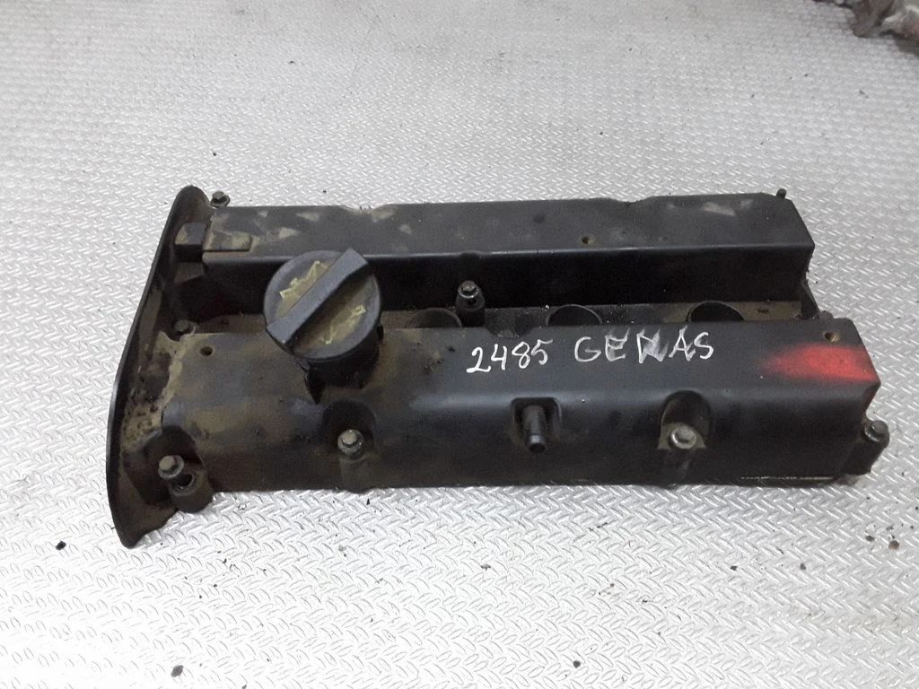 Rocker cam cover