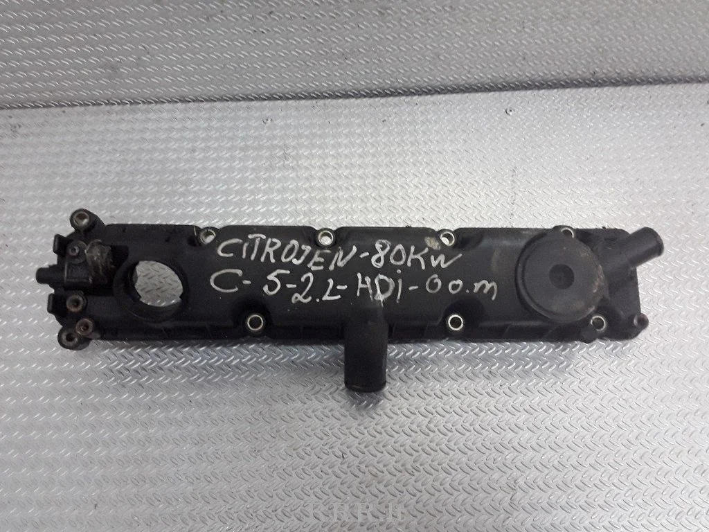 Rocker cam cover – Citroen C5 (2001-2004)