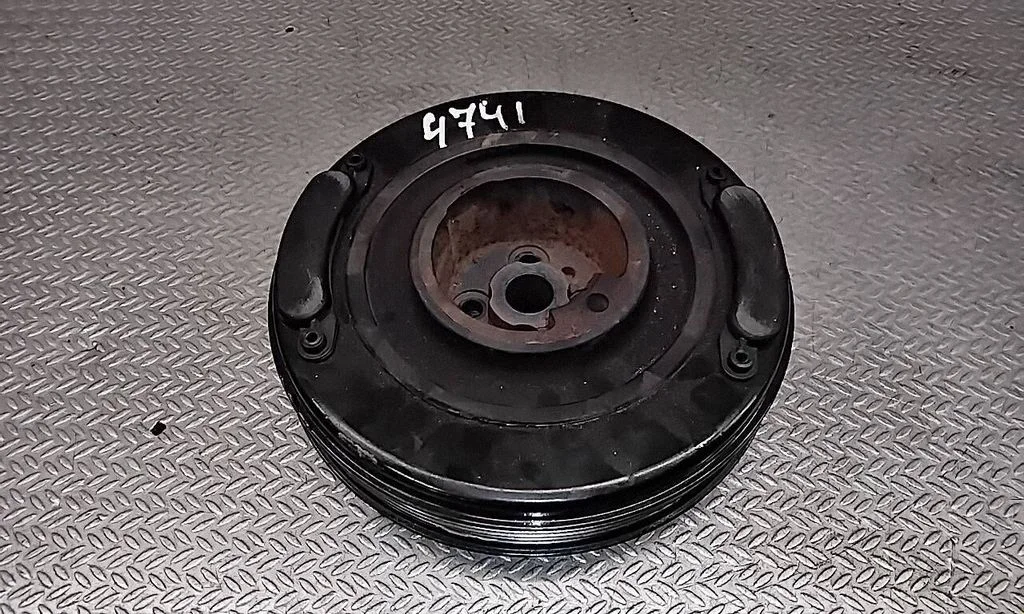 Crankshaft pulley – Volkswagen Jetta III (1992-1999)